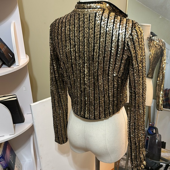 Gold sequined jacket - Picture 2 of 4